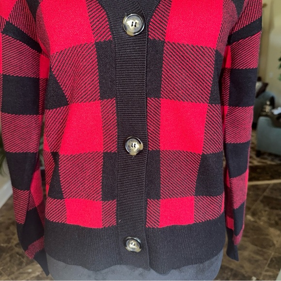 MARLED Red and Black check cardigan Small - Picture 2 of 8
